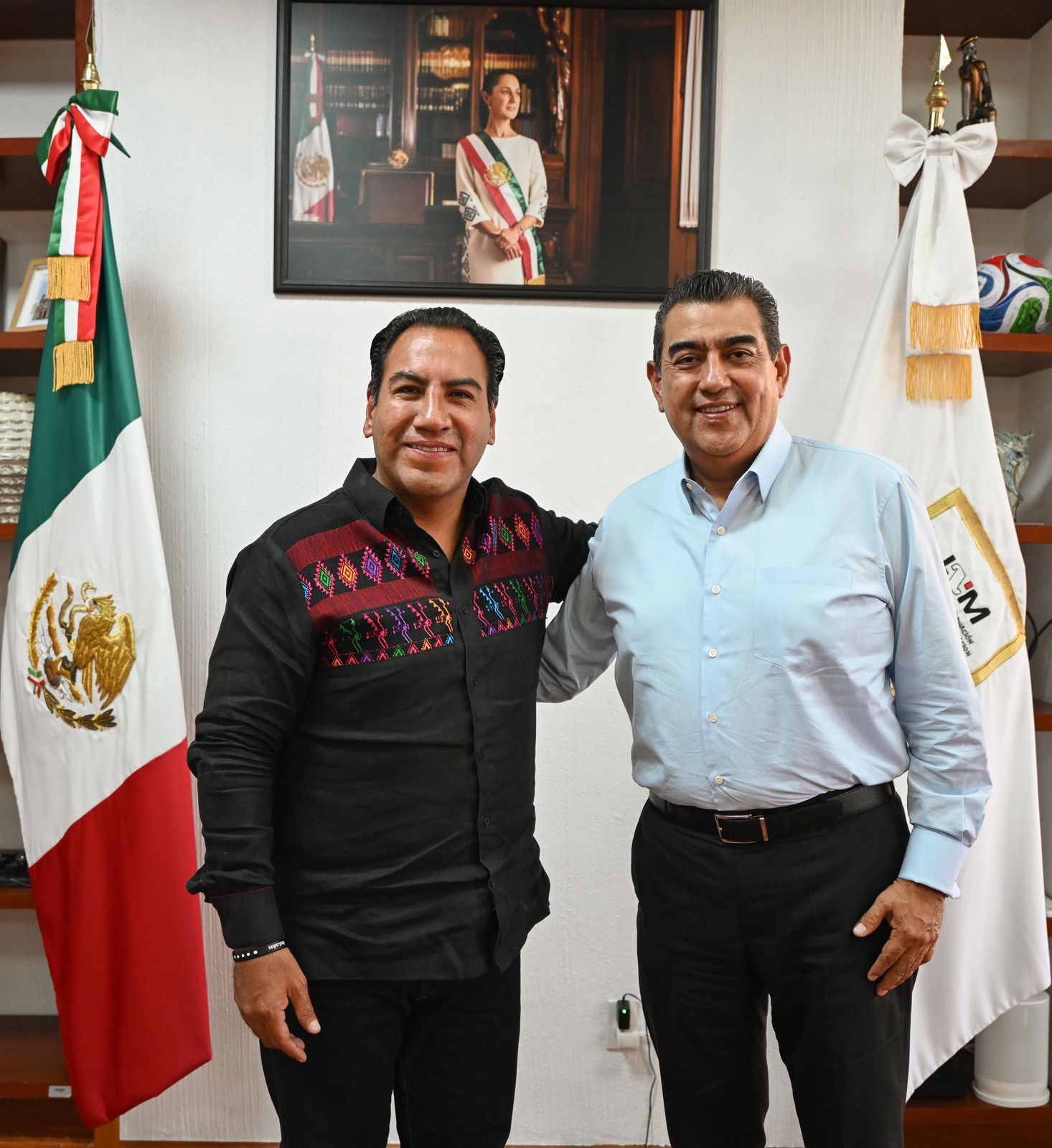 Eduardo Ramírez reafirma coordinación con el comisionado del INM para atender a personas migrantes